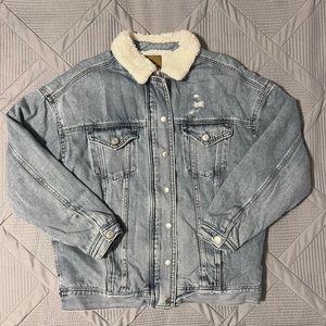 American Eagle Womens Sherpa Lined Denim Jacket (M)